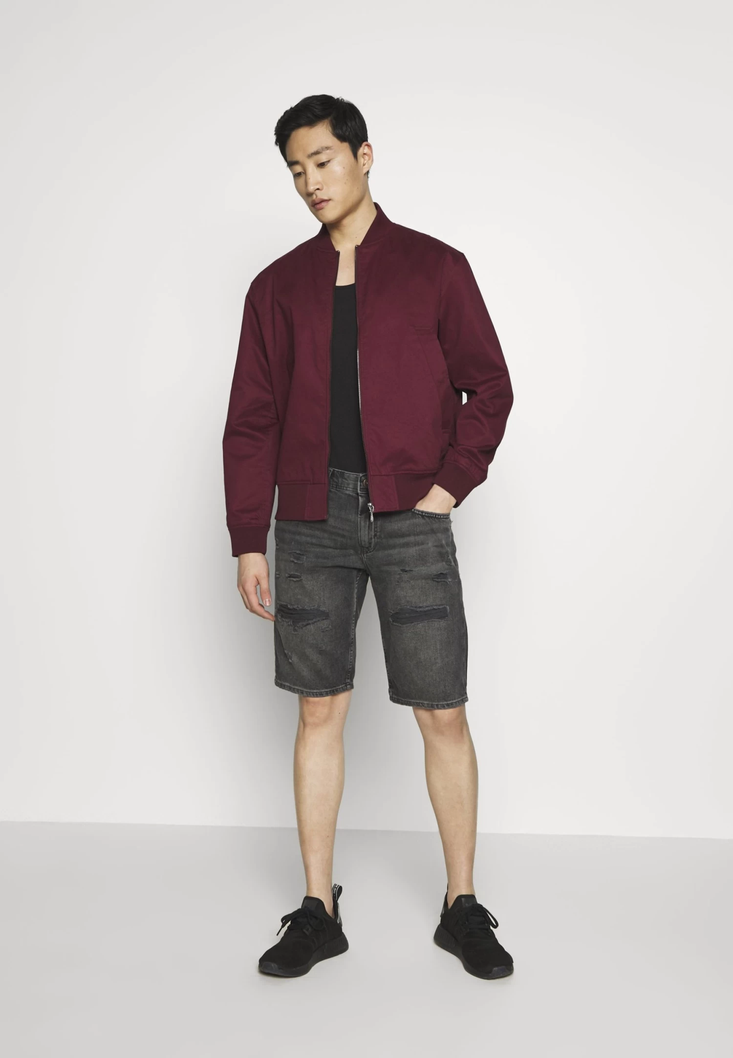 Pier One 3 PackTopWhite/Black Uomo T-shirt E Polo PI922O0L1-A11 4 Pier One 3 PackTopWhite/Black Uomo T-shirt E Polo PI922O0L1-A11 - immagine 2