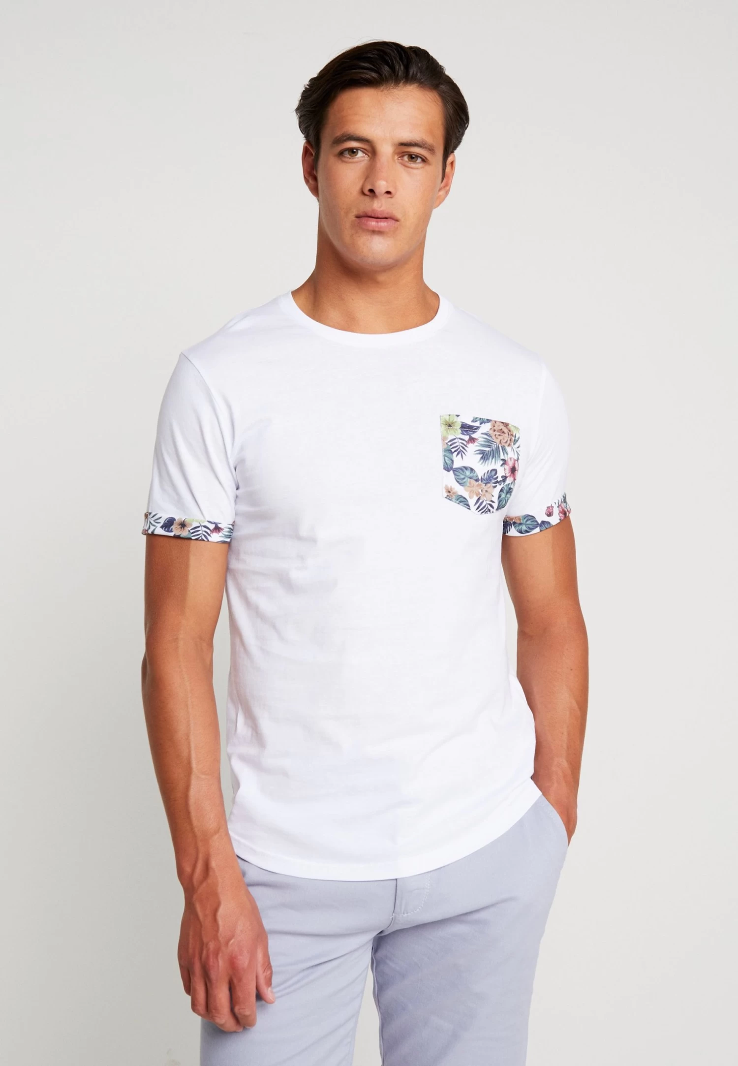 Pier One T-Shirt Con StampaWhite Uomo T-shirt E Polo PI922O0BZ-A11 3 Pier One T-Shirt Con StampaWhite Uomo T-shirt E Polo PI922O0BZ-A11
