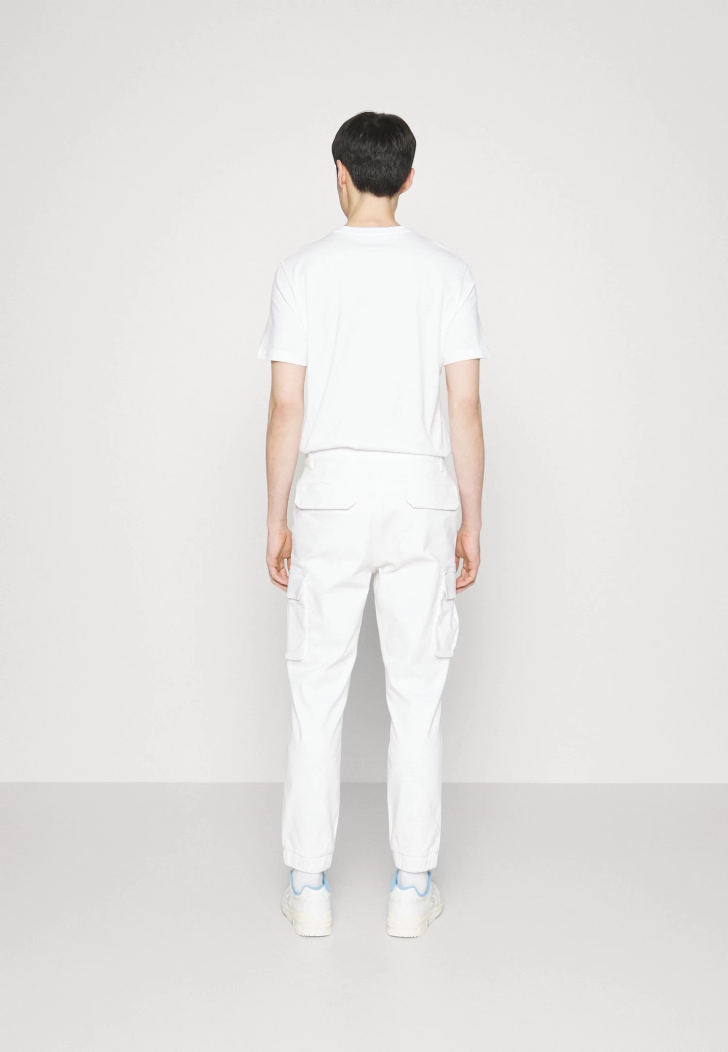 Pier One Cuffed Skinny Trouser Pantaloni CargoWhite Uomo Pantaloni YO122E01H-A11 5 Pier One Cuffed Skinny Trouser Pantaloni CargoWhite Uomo Pantaloni YO122E01H-A11 - immagine 3