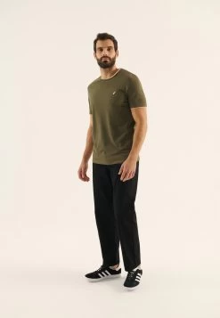 Pier One T-Shirt BasicOlive Uomo T-shirt E Polo PI922O0XD-N11 -Pier One f4712203d8014fe6a00206873fa0d32f