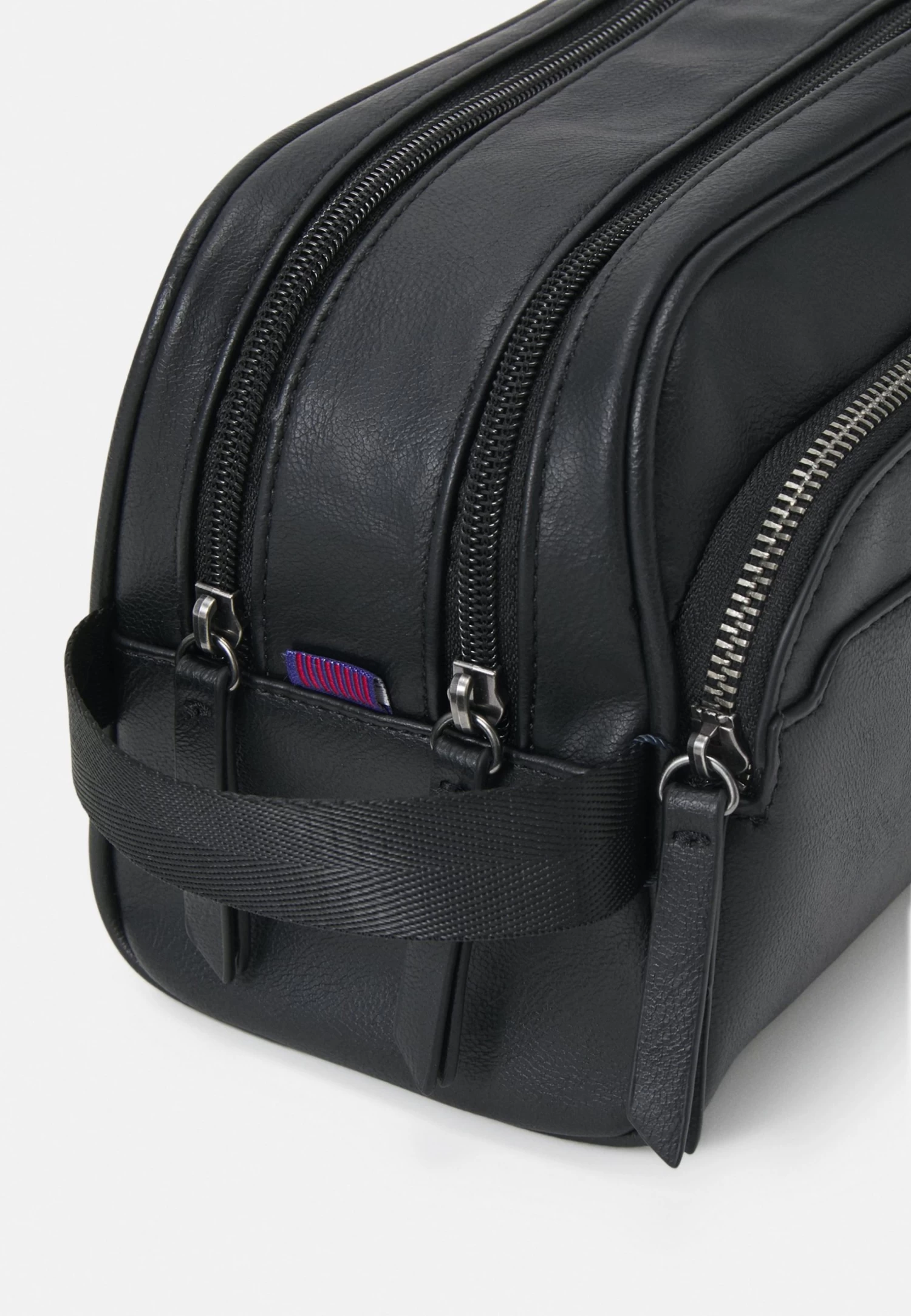 Pier One TrousseBlack Uomo Borse PI952H06P-Q11 6 Pier One TrousseBlack Uomo Borse PI952H06P-Q11 - immagine 4