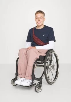 Pier One T-Shirt BasicDark Blue Uomo T-shirt E Polo PI922O0WD-K11 16 Pier One T-Shirt BasicDark Blue Uomo T-shirt E Polo PI922O0WD-K11 -Pier One f85b1820753b4e61a788878a4f47cb37