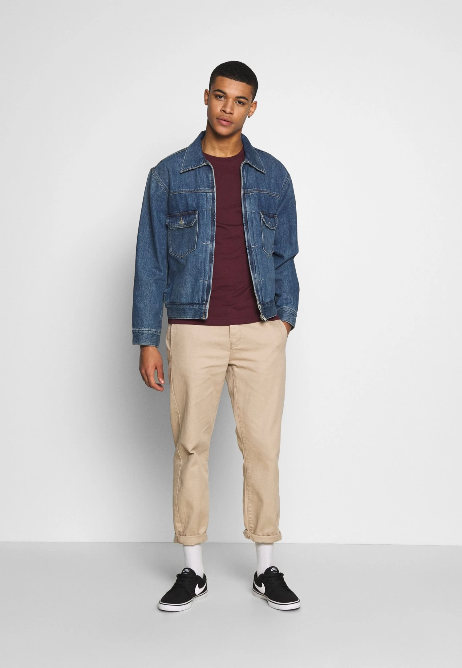 Pier One T-Shirt BasicBordeaux Uomo T-shirt E Polo PI922O0KZ-G11 4 Pier One T-Shirt BasicBordeaux Uomo T-shirt E Polo PI922O0KZ-G11 - immagine 2